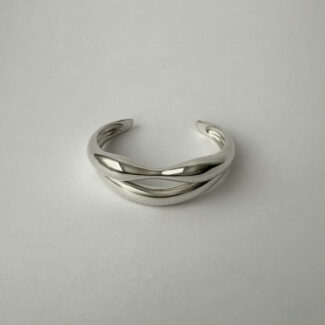 Silk Kiss Bracelet